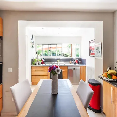 Modern In With Private Pool Mougins